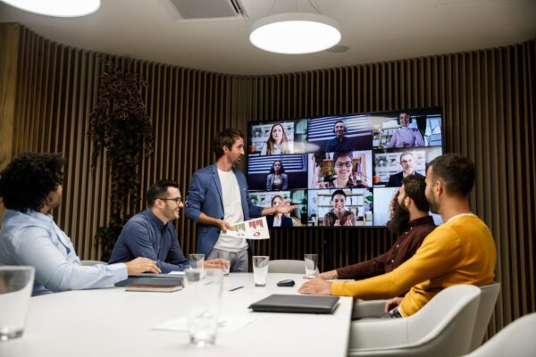 Tips for Better Hybrid Meetings