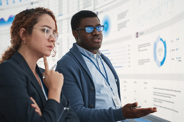 Leveraging AI and Machine Learning for IT Operational Efficiency